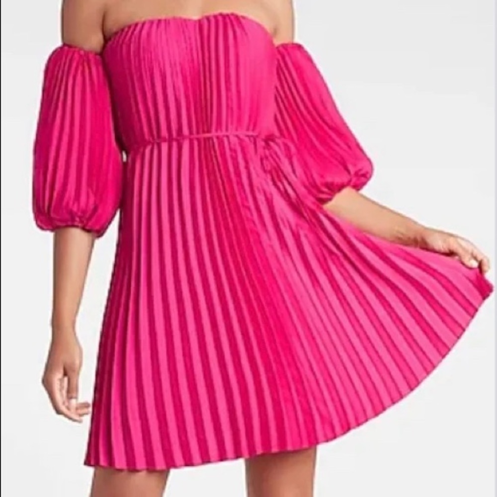Express Off Shoulder Pleated Mini Dress, Size Large